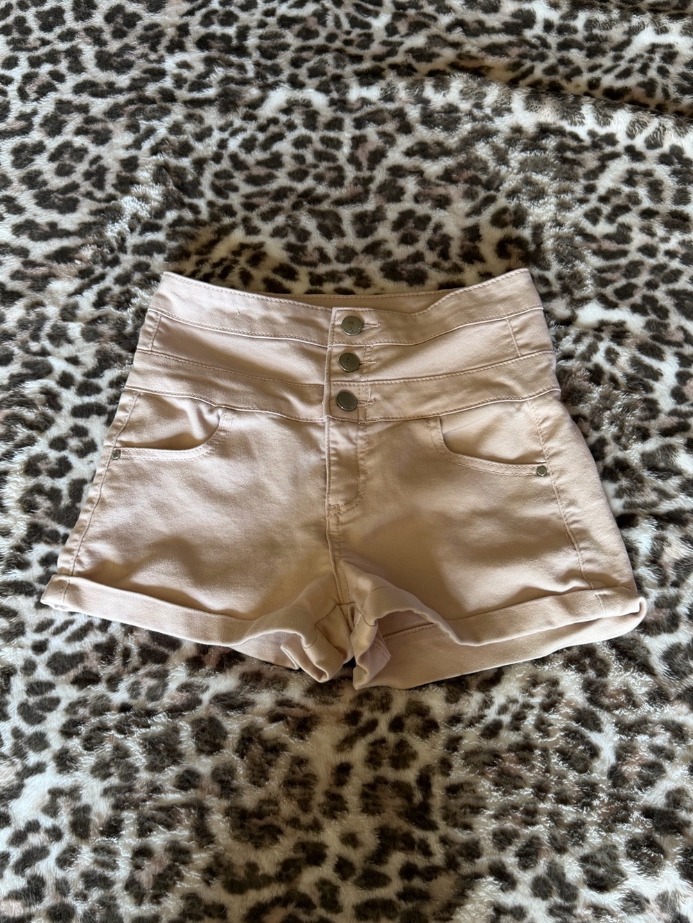 Blush Pink Tinseltown High Waisted Triple Button Cuffed Shorts - Size 0